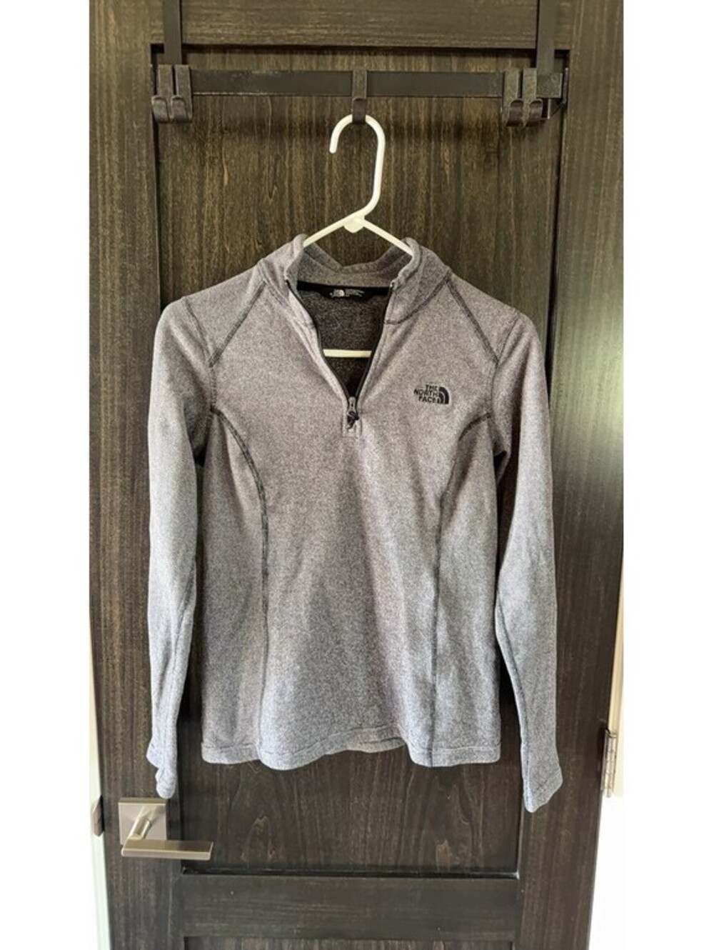 The North Face Women's Gray Quarter-Zip Pullover #0039